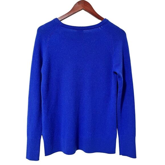 Halogen Women's 100% Cashmere Round Neck Sweater Size M Electric Blue Pullover - Picture 2 of 7